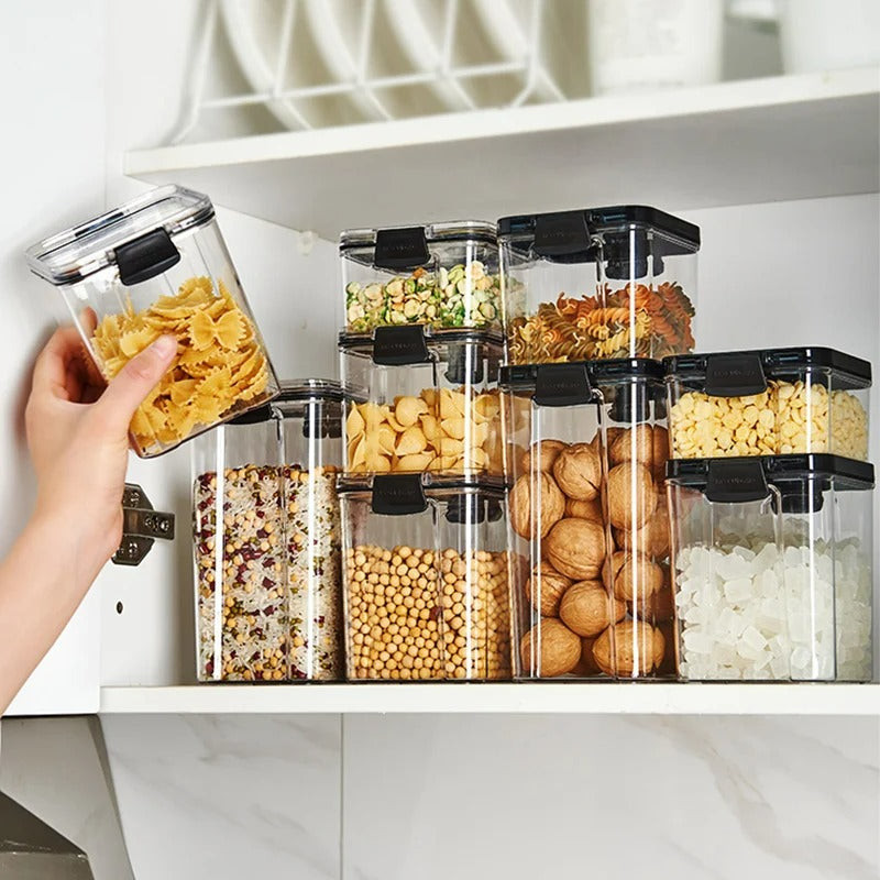 Air-Tight Kitchen Storage Containers (Pack of 8 Pieces)